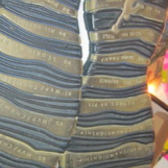 CLASSIC Michael Jordan Air WHITE & BLUE TRIM LACED SIZE 4 SCCOREBOARD BOTTOM - Picture 3 of 7